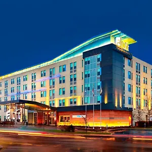 3* Hotel Aloft Montreal Airport