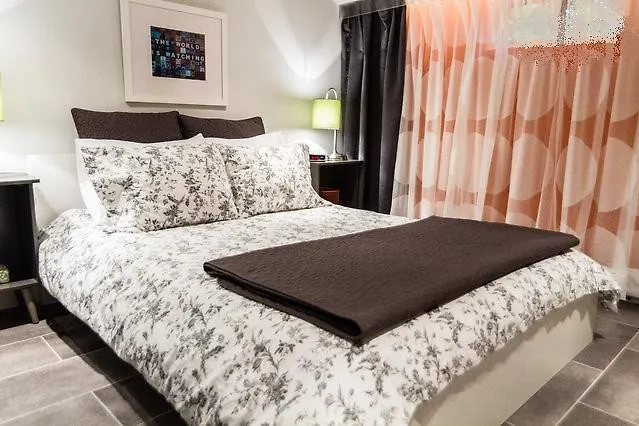 L'Adresse Botanique Apartment Montreal